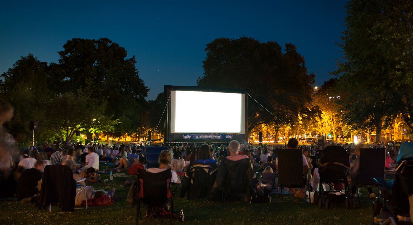 summer-moonlight-cinema-one-paseo